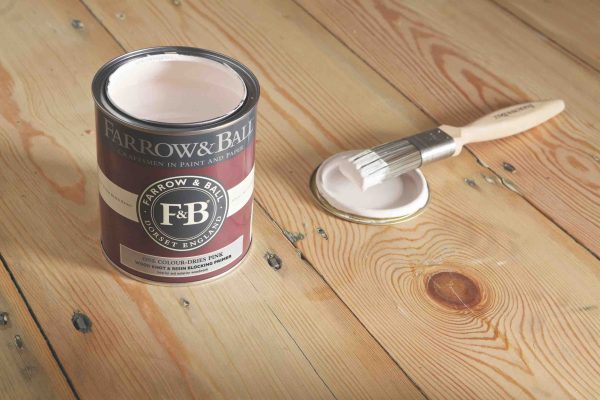 F&B Wood Knot & Resin Blocking Primer vloer